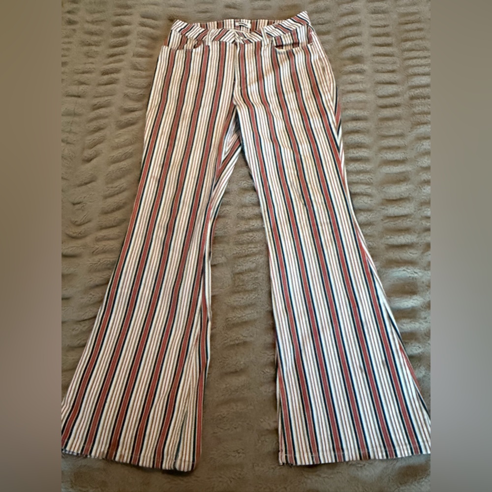 Wrangler Women Striped Flare Leggings in Red, Blue & White